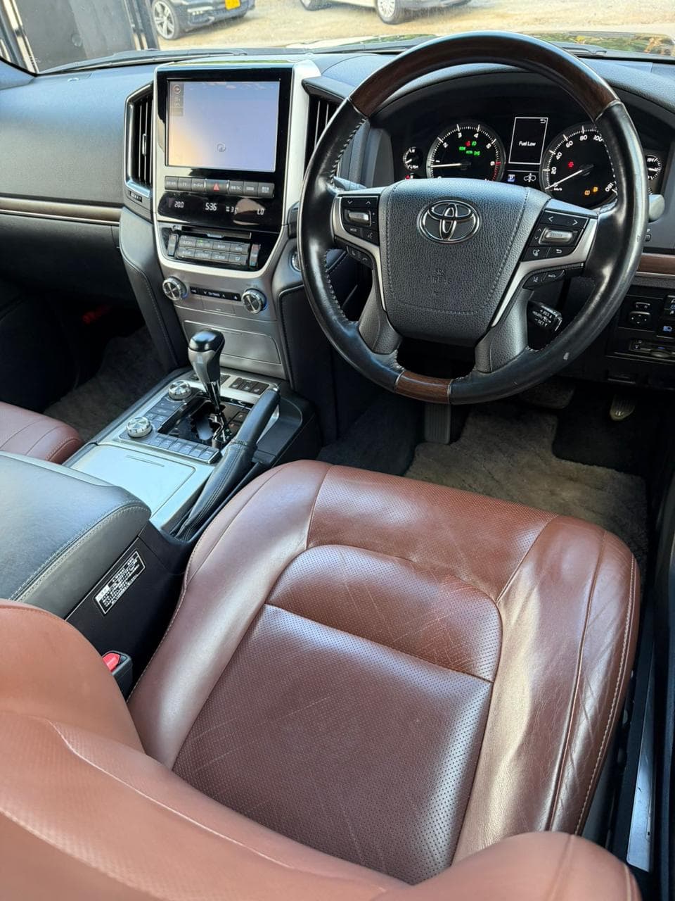 Toyota Land Cruiser ZX - thumbnail 7